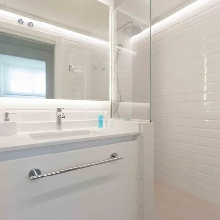 The - Preference Brunet Apartament *