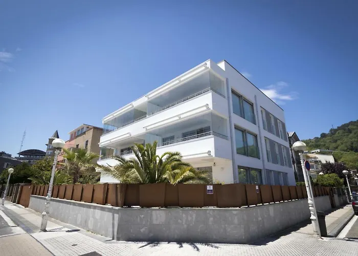 The - Preference Brunet Apartment *