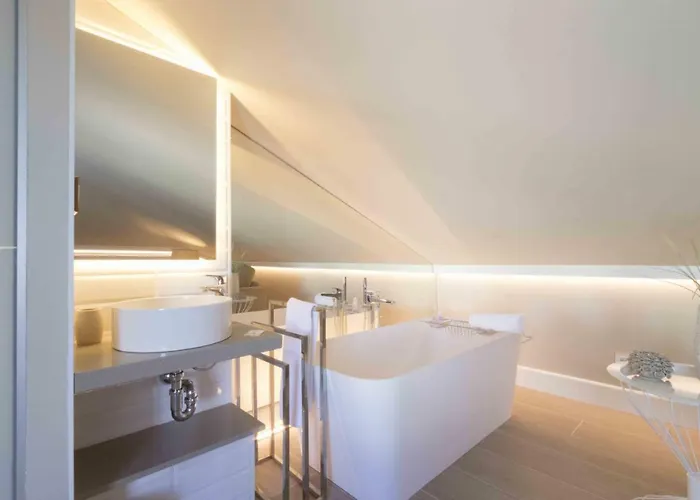 The - Preference Brunet * San Sebastian