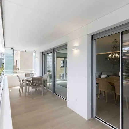 The - Preference Brunet * سان سيباستيان