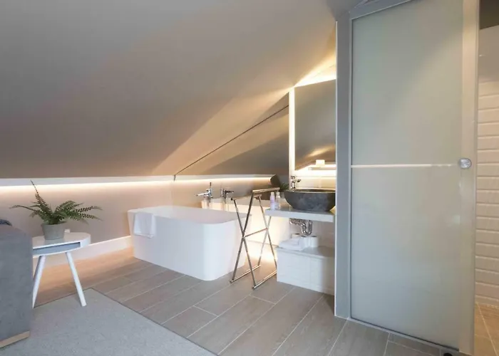 The - Preference Brunet Apartament *