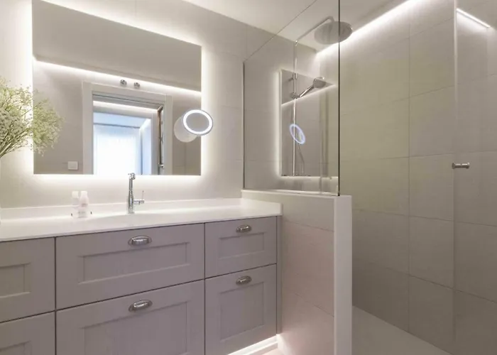 The - Preference Brunet *